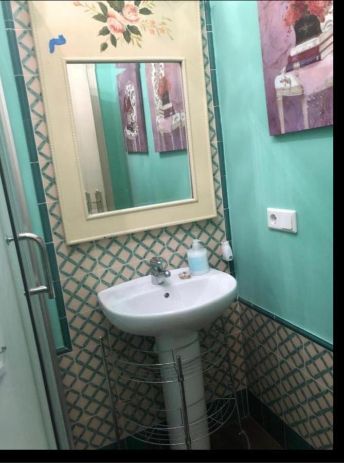 En Pleno Centro De 3 3 Banos Privados Apartamento Marchena (Seville)